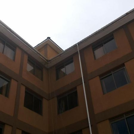 Palema Crown Hotel Gulu Zewnętrze zdjęcie