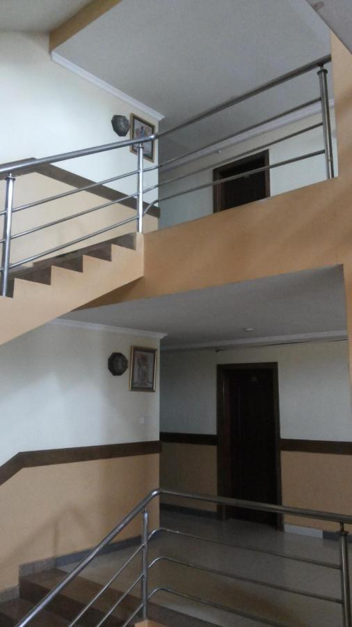 Palema Crown Hotel Gulu Zewnętrze zdjęcie