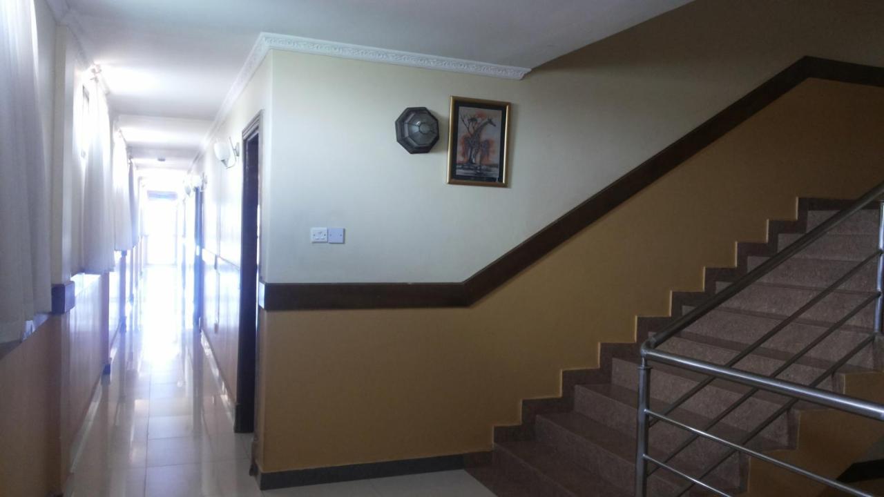 Palema Crown Hotel Gulu Zewnętrze zdjęcie